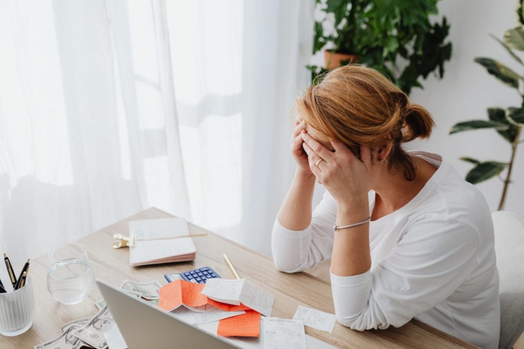 Warum Menschen dazu neigen, Geld falsch zu priorisieren